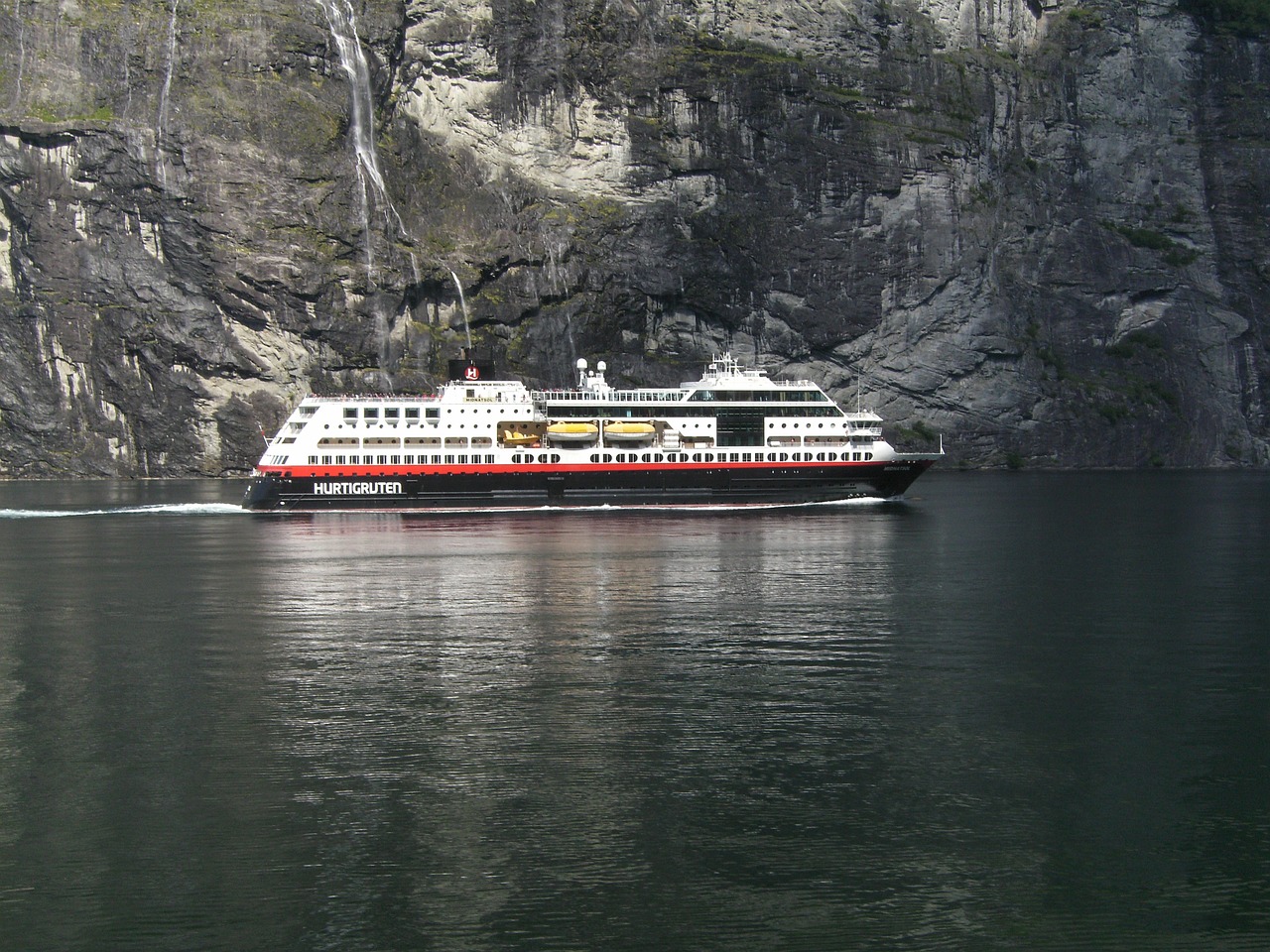 Hurtigruten